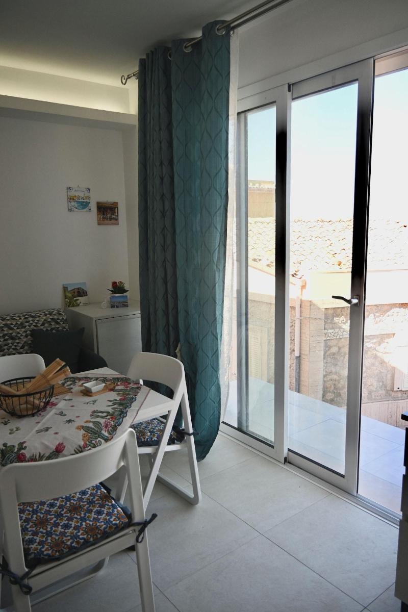 Mare Arcobaleno Casa Vacanze image