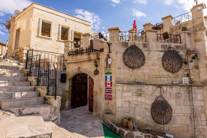 Castle Suit Hotel image