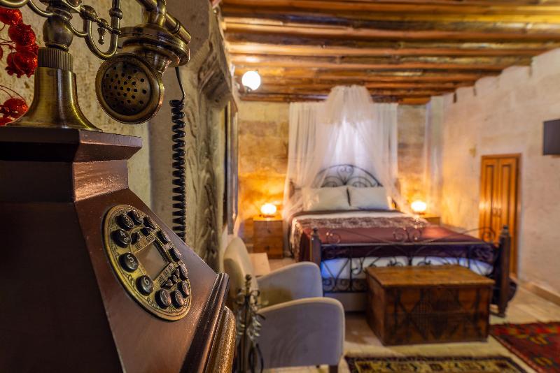 Castle Suit Hotel image