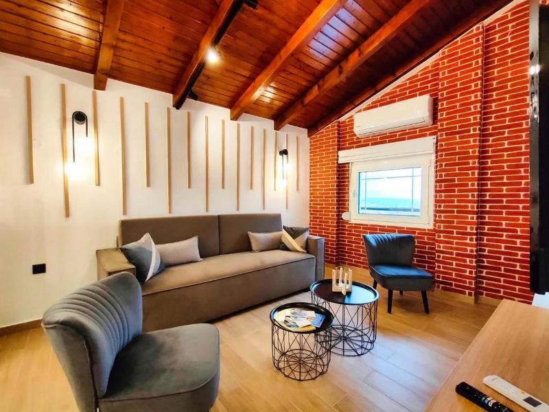 Centro Urban Suites image