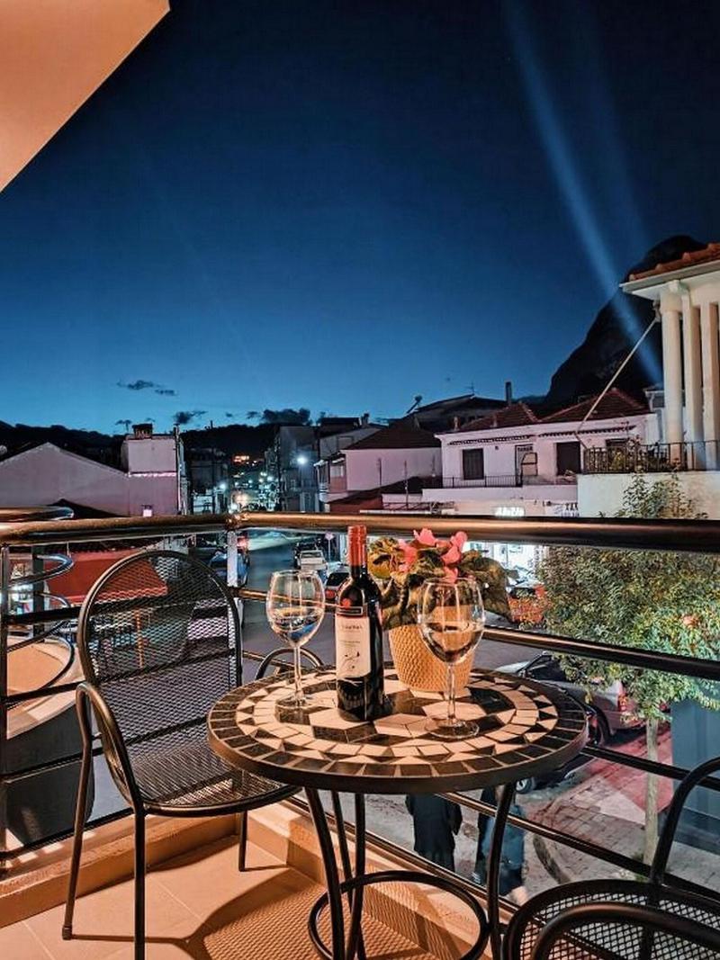 Centro Urban Suites image