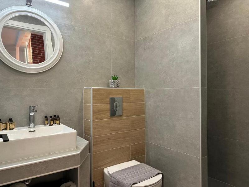 Centro Urban Suites image
