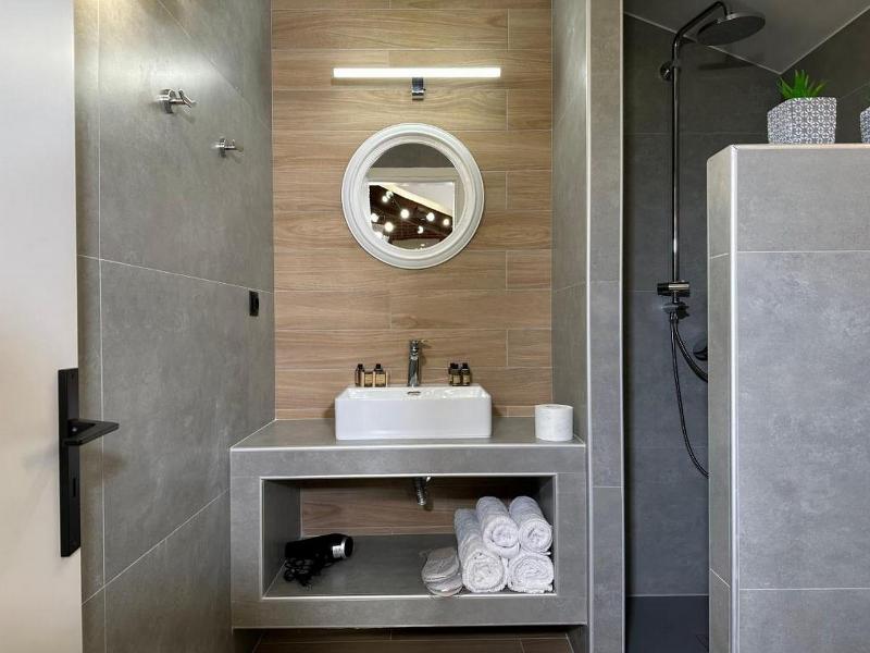 Centro Urban Suites image