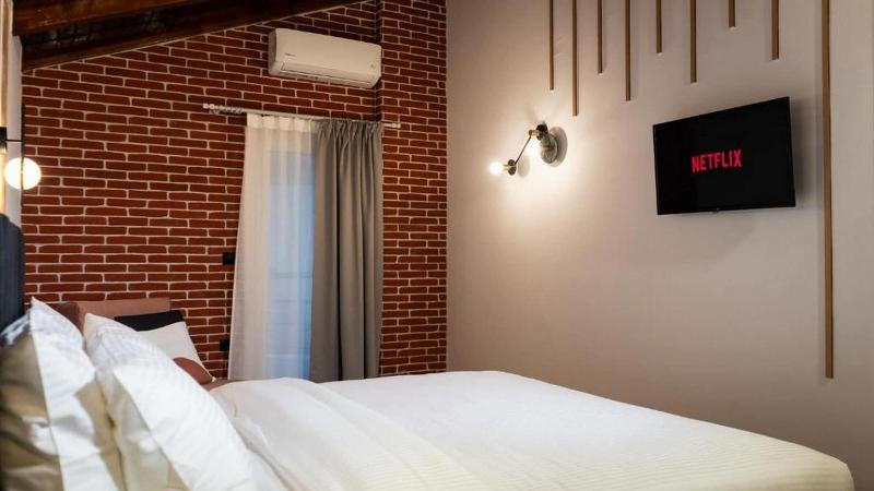 Centro Urban Suites image