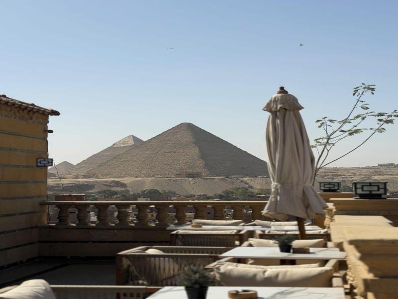 Crowne Pyramids Palace image