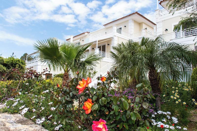 Barbaras Apartments image