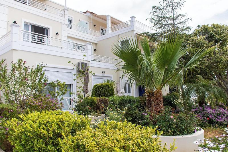 Barbaras Apartments image