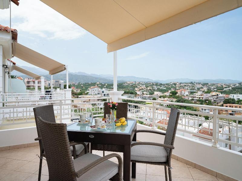 Barbaras Apartments image