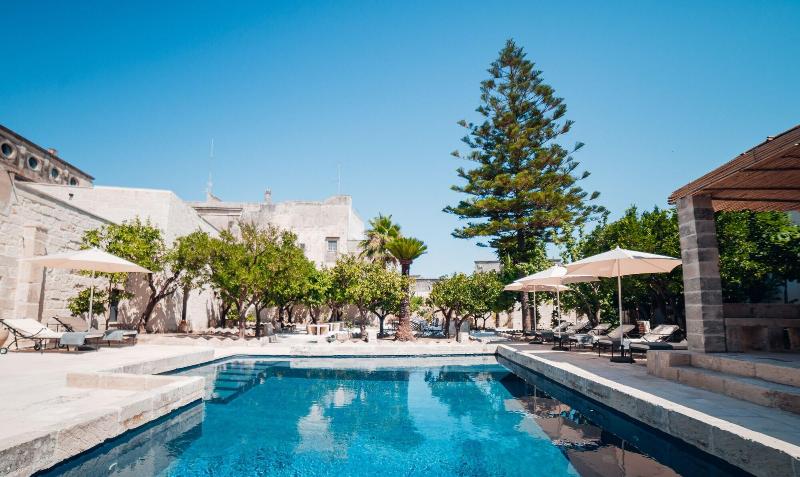 Tenuta Tresca Suites Dimora Storica image