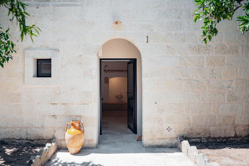 Tenuta Tresca Suites Dimora Storica image