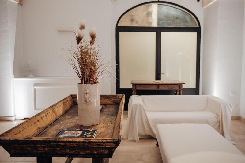 Tenuta Tresca Suites Dimora Storica image