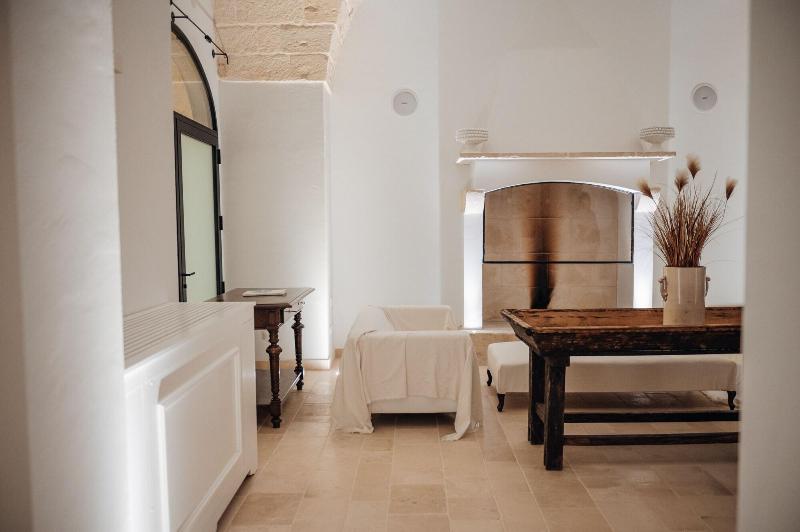 Tenuta Tresca Suites Dimora Storica image