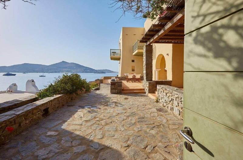 Ochre Dream Beach Sunset Villa Naousa image