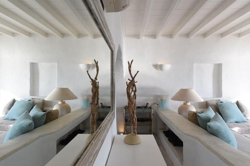 Ochre Dream Beach Sunset Villa Naousa image