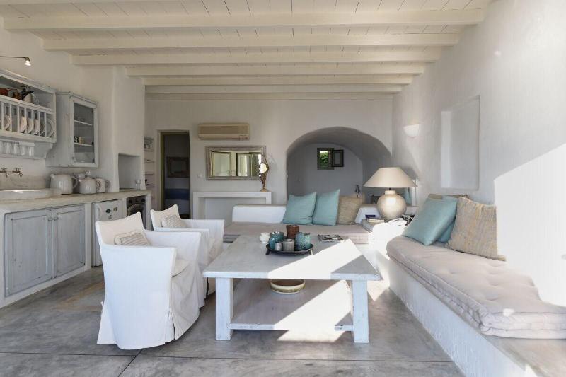 Ochre Dream Beach Sunset Villa Naousa image