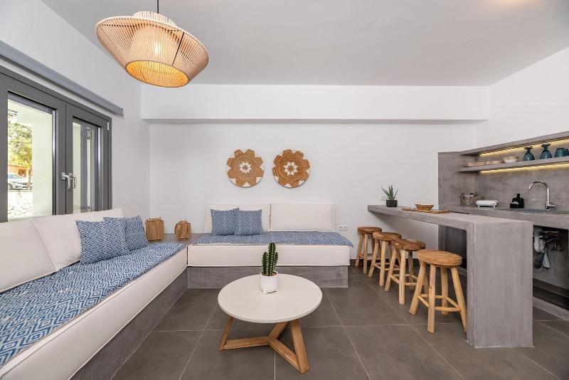 Aqualung Suites image
