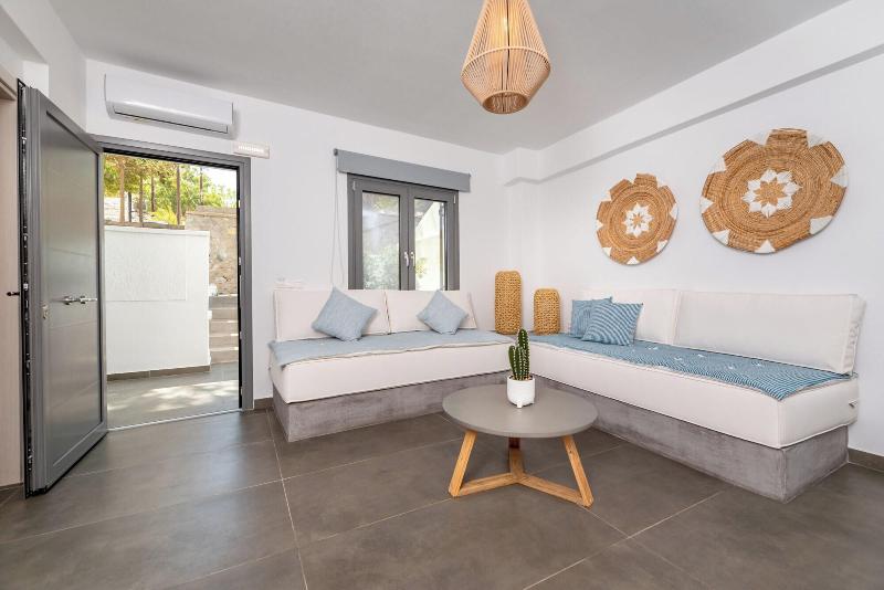 Aqualung Suites image