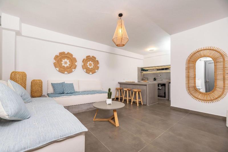 Aqualung Suites image