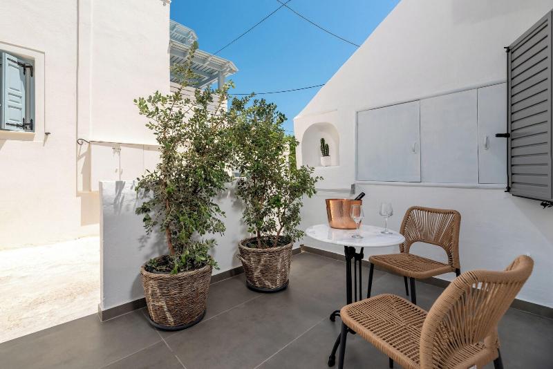 Aqualung Suites image