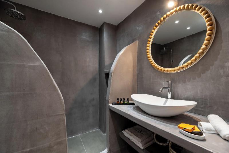 Aqualung Suites image
