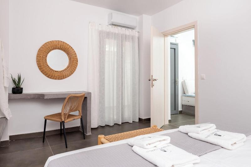 Aqualung Suites image
