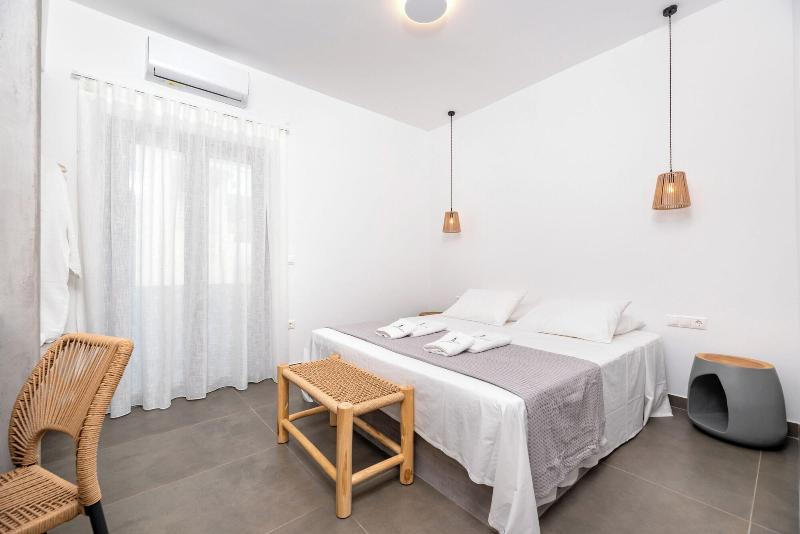 Aqualung Suites image