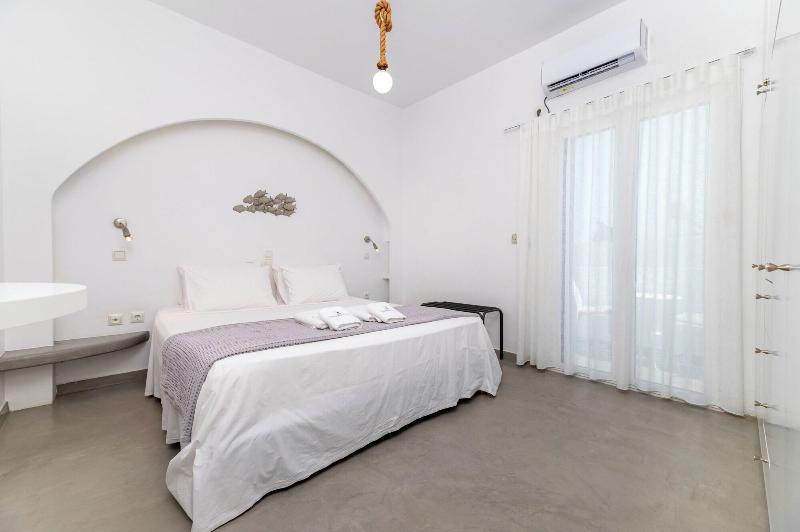 Aqualung Suites image