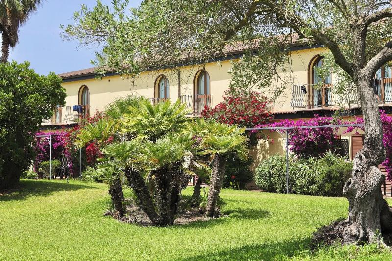 Hotel With Swimming Pool In Arborea image