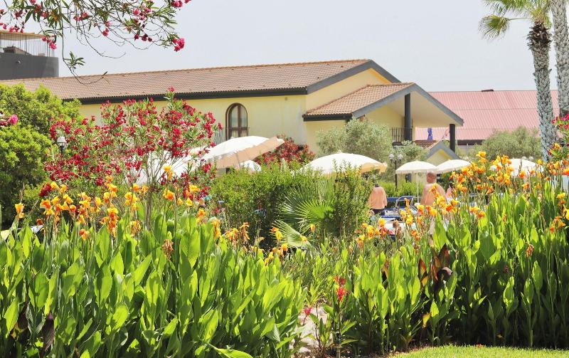 Hotel With Swimming Pool In Arborea image