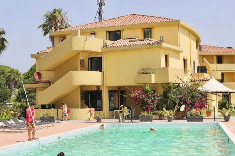 Hotel With Swimming Pool In Arborea image