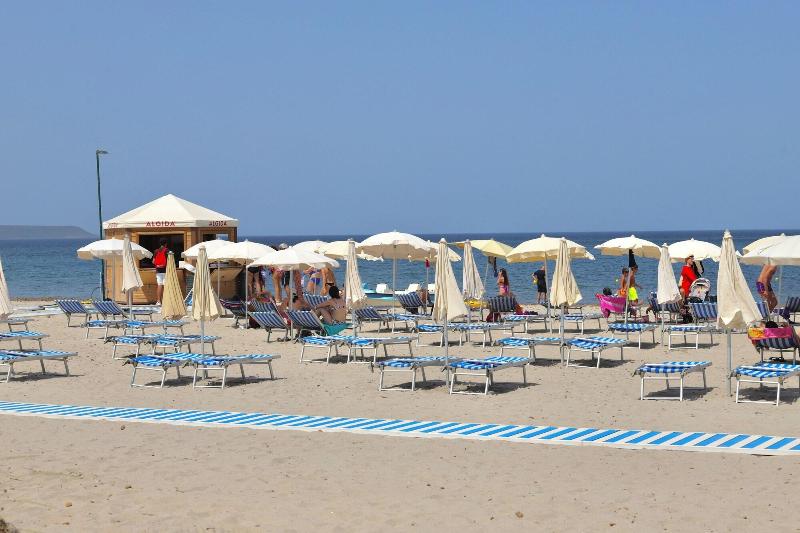 Hotel With Swimming Pool In Arborea image