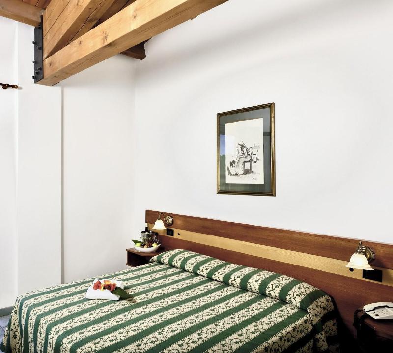Hotel With Swimming Pool In Arborea image