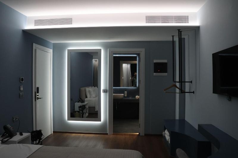 Hotel Porta Ksamil image