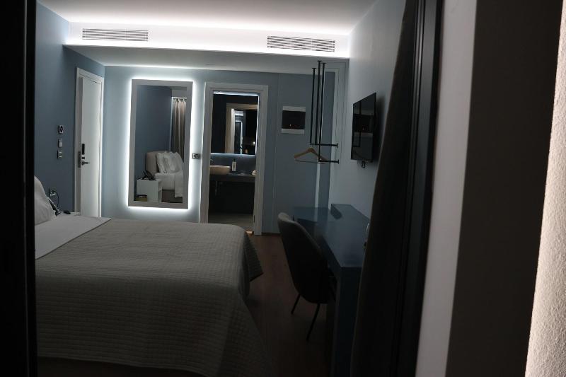 Hotel Porta Ksamil image
