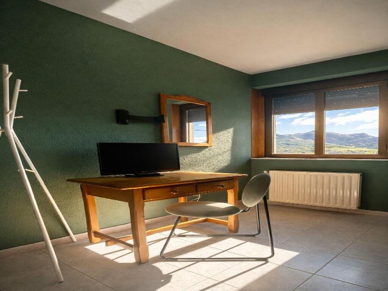 Hotel Coronel Somiedo image
