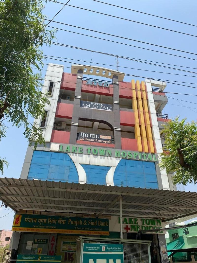 Fabhotel Angan image
