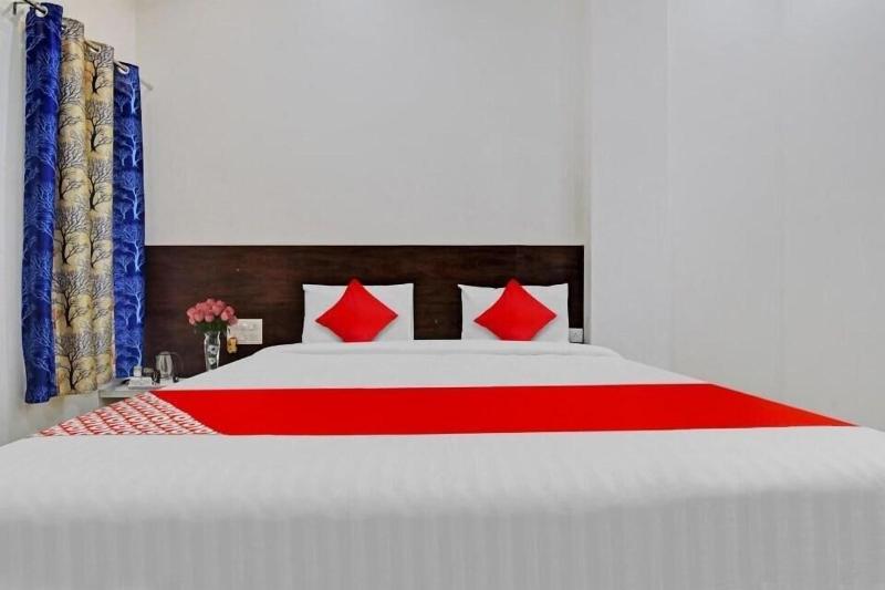 Fabhotel Angan image