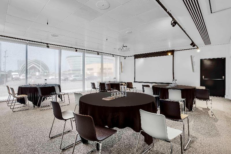 Radisson Red Glasgow photo 4