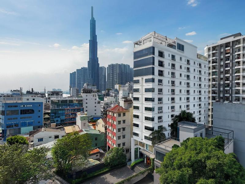 Oakwood Hotel Apartments Saigon image