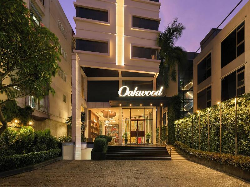 Oakwood Hotel Apartments Saigon image