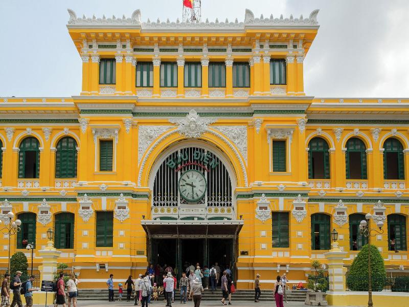 Oakwood Hotel Apartments Saigon image