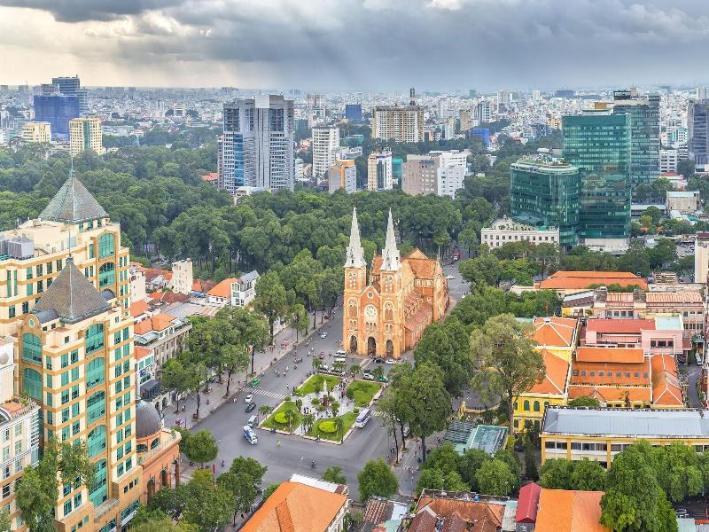 Oakwood Hotel Apartments Saigon image