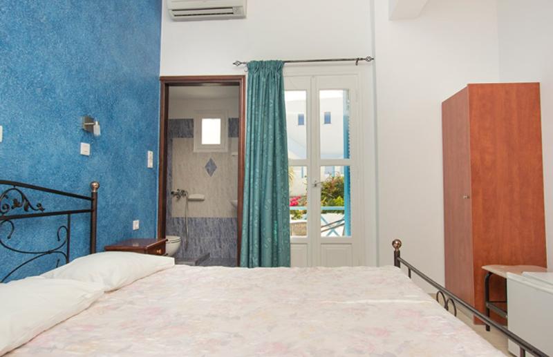 villa pelekanos santo - Image 10