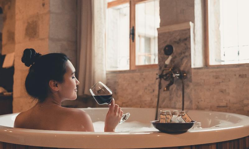 Seki Cave Suites