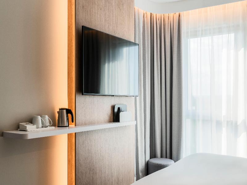 Holiday Inn Express & Suites Reims Rives De Vesle image