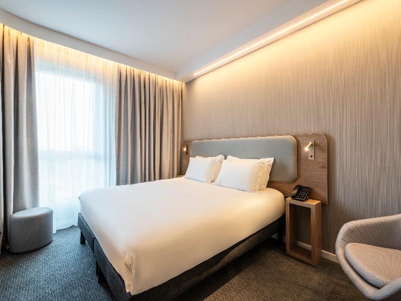Holiday Inn Express & Suites Reims Rives De Vesle image