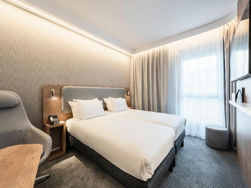 Holiday Inn Express & Suites Reims Rives De Vesle image