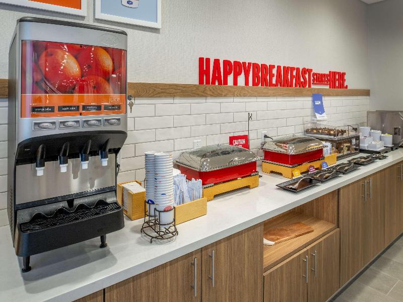 Hampton Inn By Hilton St. Louis Airport image