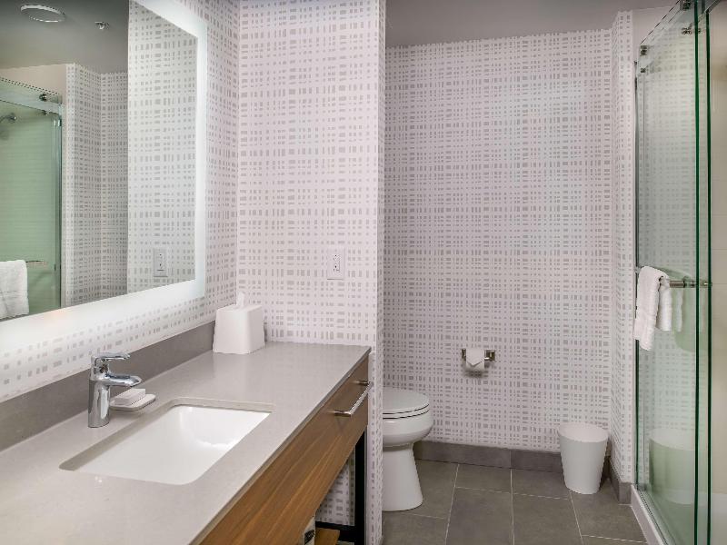 Hampton Inn By Hilton St. Louis Airport image