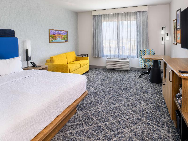 Hampton Inn By Hilton St. Louis Airport image